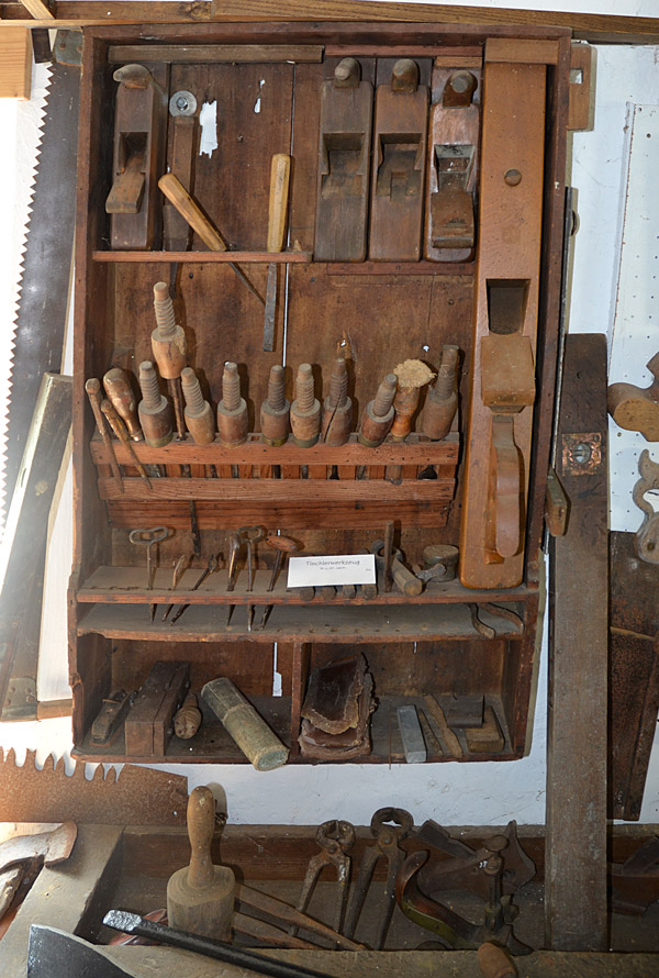 Ein Werkzeugspint im Dorfmuseum Ulsnis