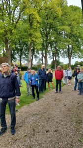 Radtour Mai 2026 Bunt gekleidete Teilnehmende der Radtour.